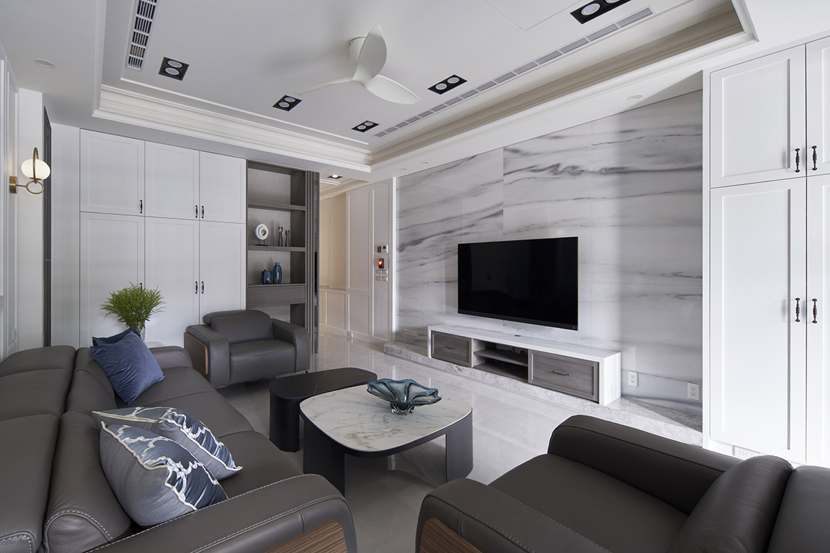 「專訪」勾勒石紋與線板，讓日常閃耀於內心！雲林 138 坪自地自建退休宅