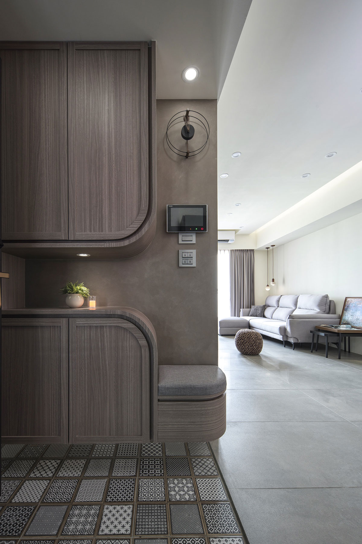 「專訪」簡樸中感受不完美的迷人雋永！雲林 24 坪侘寂寧靜居所